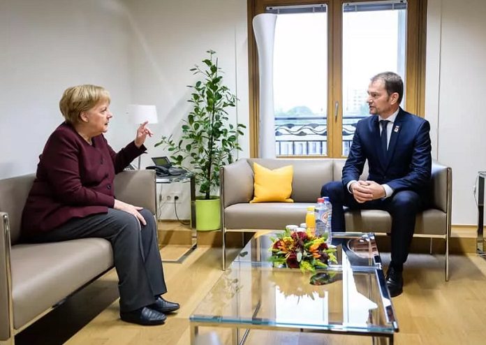 Igor Matovič s nemeckou kancelárkou Angelou Merkelovou